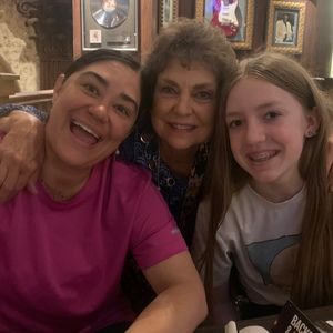 Meet your Posher, Sandy